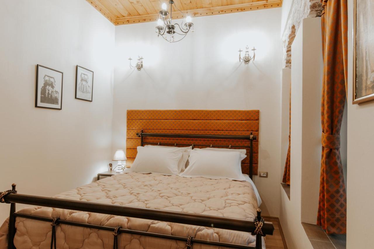 Hotel Ss Kekezi Gjirokaster Bagian luar foto