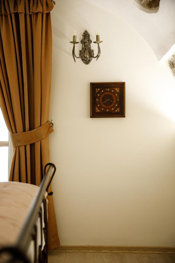 Hotel Ss Kekezi Gjirokaster Bagian luar foto