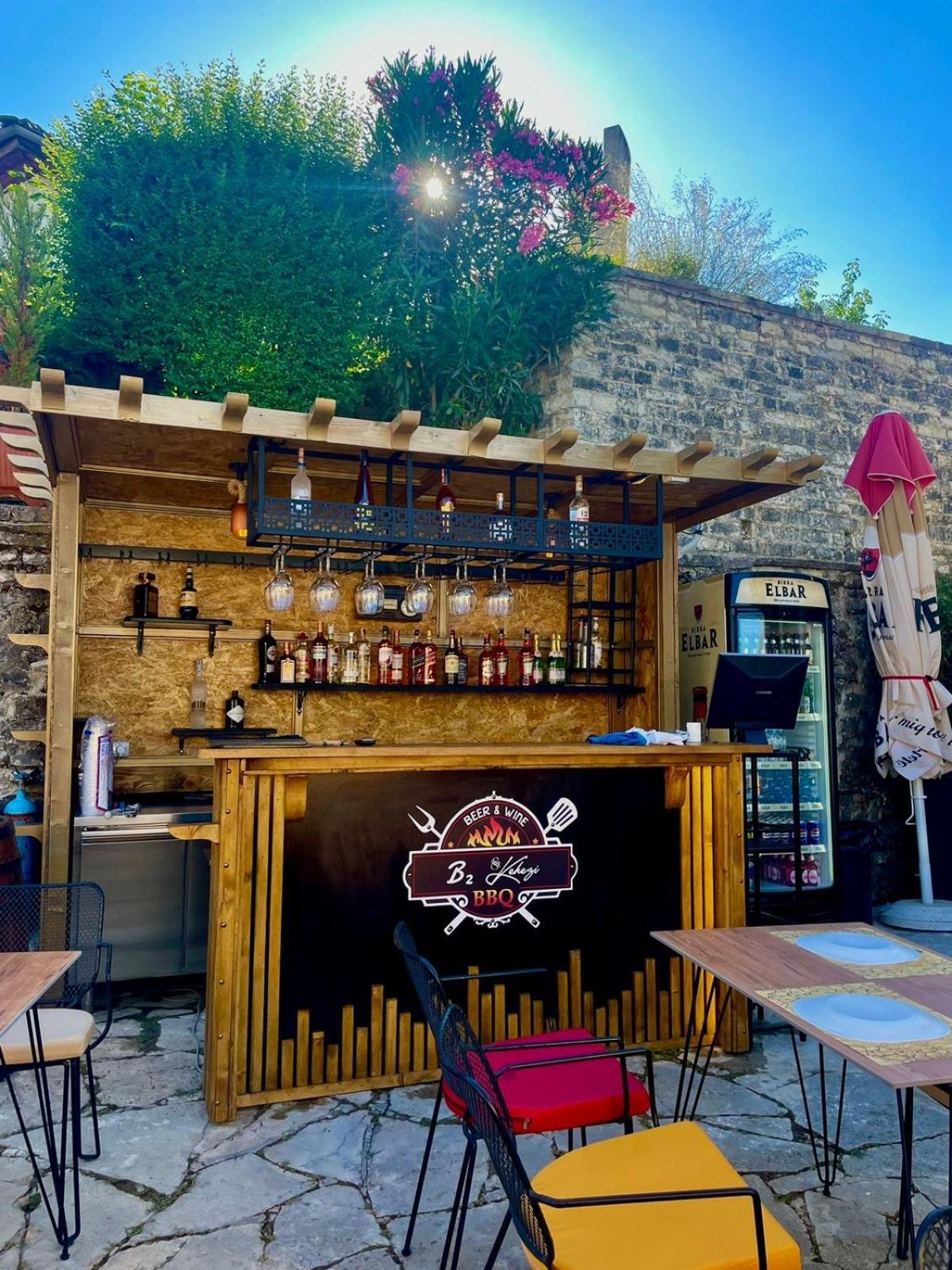 Hotel Ss Kekezi Gjirokaster Bagian luar foto